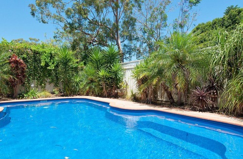 Shoal Bay House | Tomaree Road 58 Shoally Loft - Beautifully refurbished with pool, hot tub and a stroll to the beach