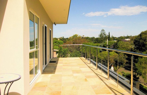 Portsea Apartment | Top Deck Apartment: 1 BR, 1 BA Apartment in Portsea, Sleeps 2