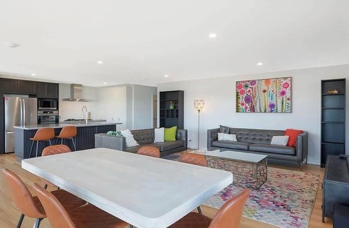 Merimbula House | Top of Cliff