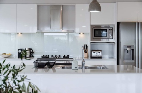 Torquay Apartment | Torquay Beach Holiday Homebase