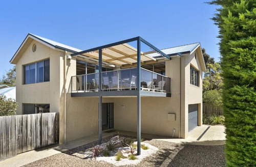 Torquay House | Torquay Sea Cret - BYO Linen
