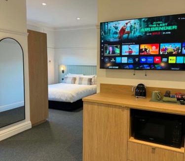 Queanbeyan Hotel | Tourist Hotel Queanbeyan