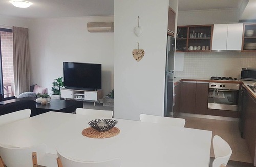Margaret River House | Townhouse located @ Margarets In Town, resort in Margaret River town centre