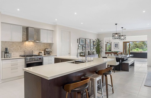 Mount Martha House | Tranquil Family Friendly, City/Bay Views, Pool and Spa - Mt Martha
