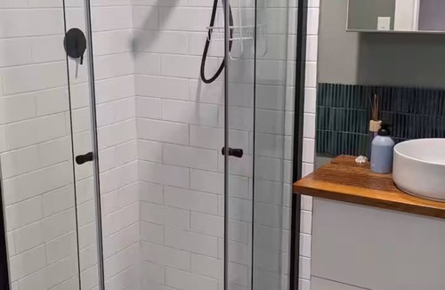 Mirrabooka Apartment | Tranquil Traveller's Rest