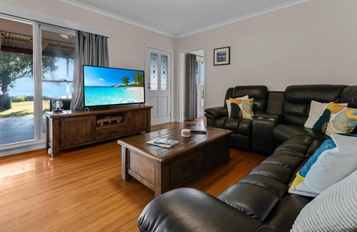 Raymond Island House | Tranquility Point