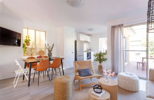 Hamilton Hill Villa | Tranquility - Townhouse close to South Fremantle
