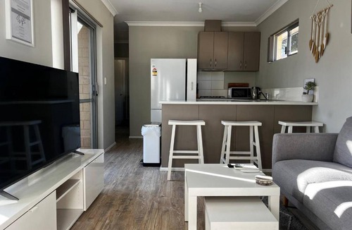 Gosnells House | Transit Nest - A 2BRM Sepal Stay