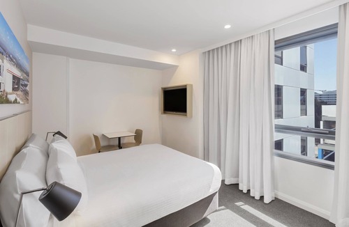 Mascot Hotel | Travelodge Hotel Sydney Airport