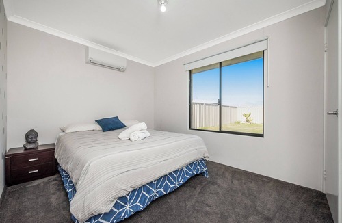 Lancelin House | Treasure Chest - Room for the whole family.