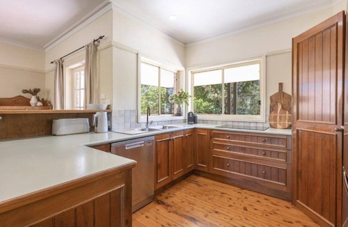 Wooloweyah House | Treetop Retreat - Lifestyle Yamba