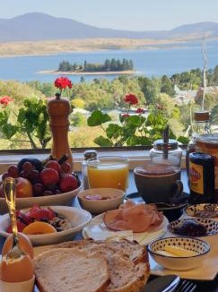 Jindabyne Cabin | Troldhaugen Lodge - Adults Only