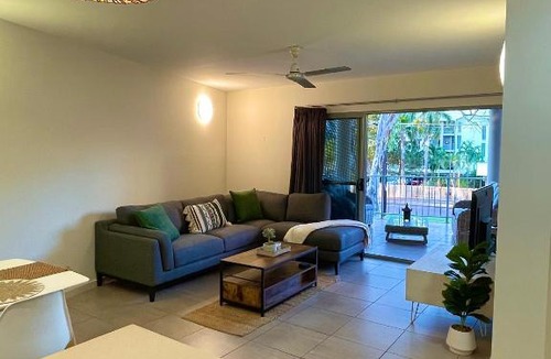 Darwin City Centre Apartment | Tropical City Oasis