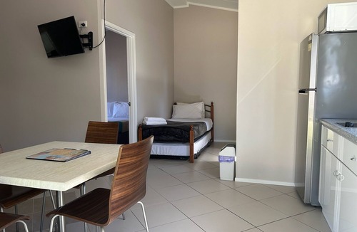 Wongaling Beach RV Rental | Tropical Hibiscus Caravan Park