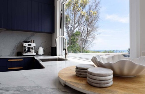 Weymouth House | True North, Weymouth.