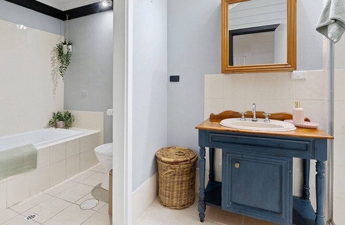 Yankalilla House | Tucked away in the picturesque township of Yankalilla.