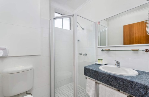 Hamilton Hotel | Tudor Inn Newcastle