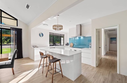 Margaret River House | Turf and Surf Secluded Haven between Beach and Town