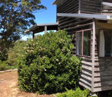 Ocean Beach Ski Chalet | Turicum AT Monkey Rock Winery & Cider