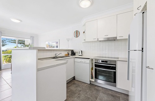 Tuross Head Apartment | Tuross Time! A tranquil 3-bedroom apartment in charming Tuross Head