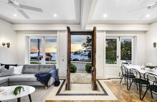 Manly Apartment | Tuscan Villa Little Manly