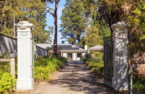 Merricks Beach House | Tusmore - Direct Beach Access, Pool, Spa, Gardens
