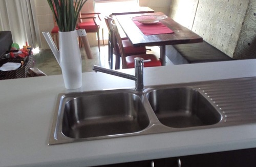 Green Head House | Twenty four Worthington @ GH - 4 minute walk to the beach!