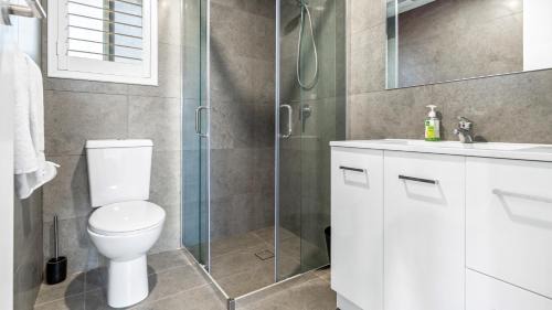 Forster House | Twin Tides Retreat