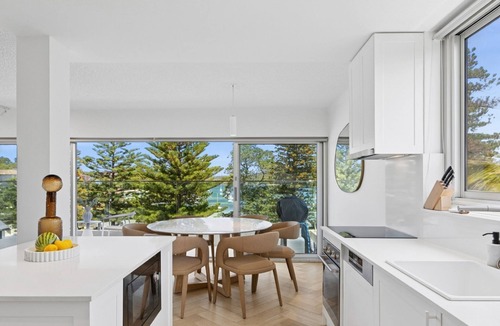 Manly Apartment | Two Bedroom waterfront apartment in the heart of Manly!