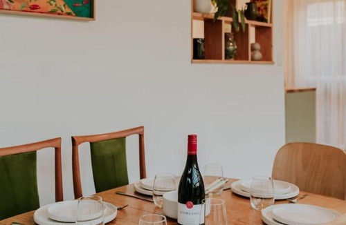 Dromana House | Two Suns and a Moon