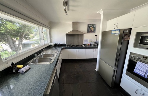 Umina Beach House | UMINA BEACH HOUSE - INGROUND POOL