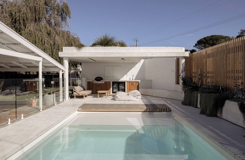 Falcon House | Unique Coastal Home ~ Heated Pool ~ Pet Friendly