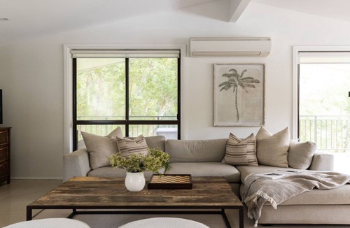 Copacabana House | Unique Ocean and Lakefront Beach House