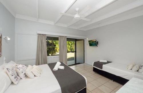 Nelly Bay Apartment | Unit 129 Amaroo Superior Twin Studio Apartment