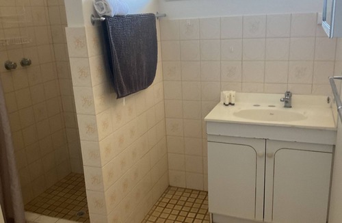 Jurien Bay Ski Chalet | Unit 16, 2 Casuarina Crescent, Ocean Beach Chalets