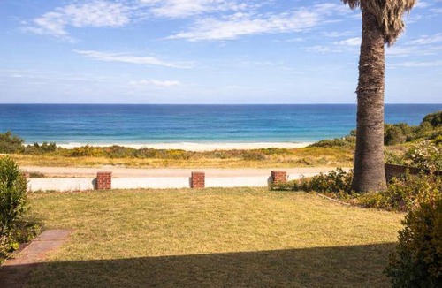 Bunbury House | Upper Esplanade Oceanview Escape