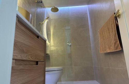 Floreat Apartment | Upscale Neighbourhood Guest Quarters