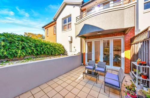 Chatswood Apartment | Urban Chic Chatswood 3BR Apartment