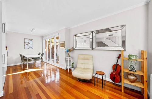 Chatswood Apartment | Urban Chic Chatswood 3BR Apartment