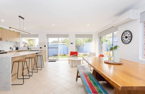 Hilton House | Urban Comfort - Close to Fremantle