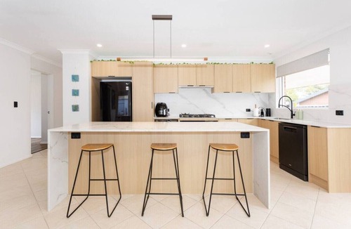Hilton House | Urban Comfort - Close to Fremantle