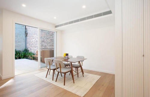 Annandale Apartment | Urban Hideout, Annandale Isyd