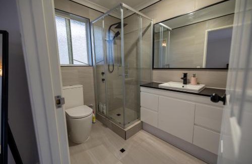 Kensington House | Urban Oasis Hideaway