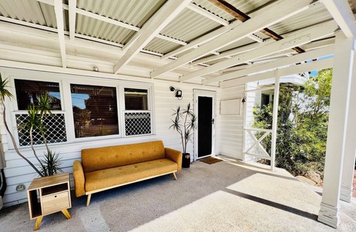 White Gum Valley House | Valley Cottage a beautiful 3 bedroom house