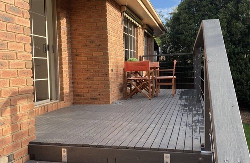 Healesville House | Valley House - stay with us in comfort
