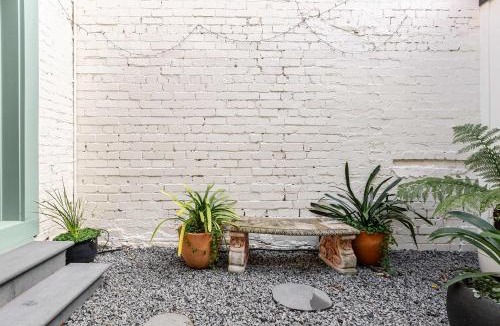 Carlton South House | VAQUAY Heirloom In Carlton
