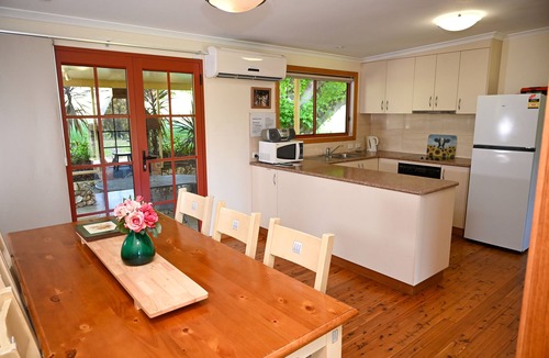 Walwa House | Victoria's High Country beautifully restored miners cottage in the Upper Murray.