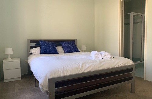 Albany House | Views on Spencer