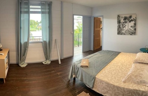 Cayenne Villa | VILLA CORNELIE