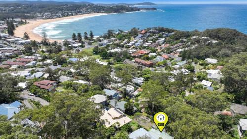 Avoca Beach House | Villa Luna - Pet Friendly Retreat
